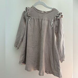 Quincy Mae 4-5 t long sleeve dress